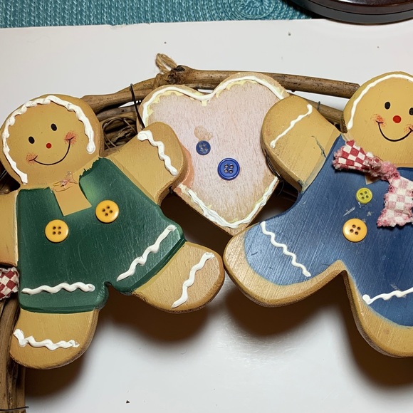 Semi-Handmade Gingerbread Christmas Wreath- with JOY Letters - Picture 4 of 5